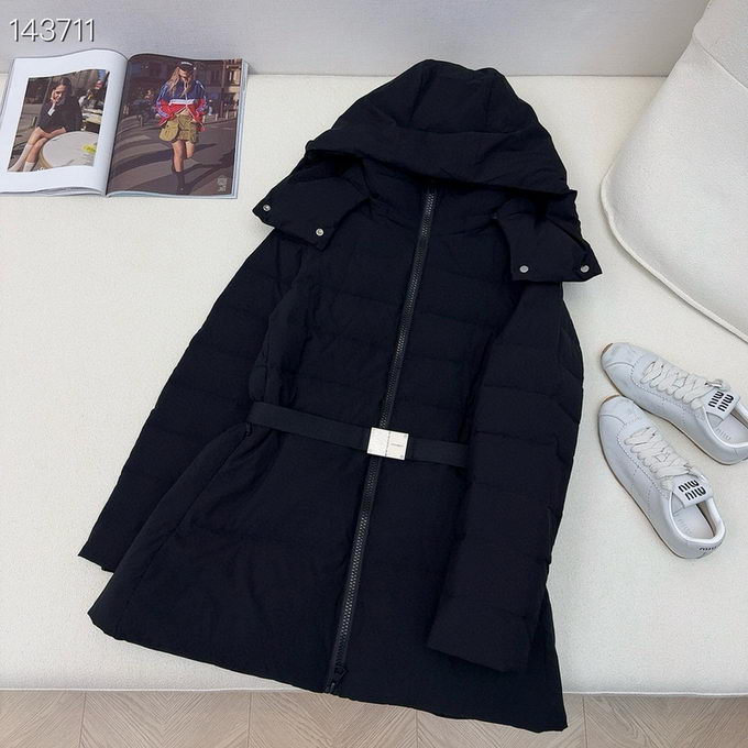 Burberry Down Jacket Wmns ID:20241115-28